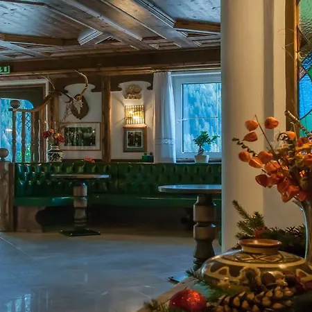 Ai Pini Hotel